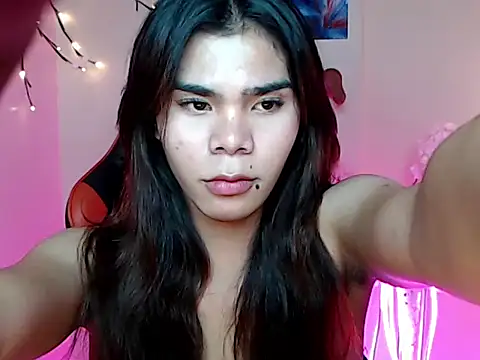 Snapshot of dianne_swift chatting on November 2, 12:51 pm dianne swift online show from November 2, 12:51 pm