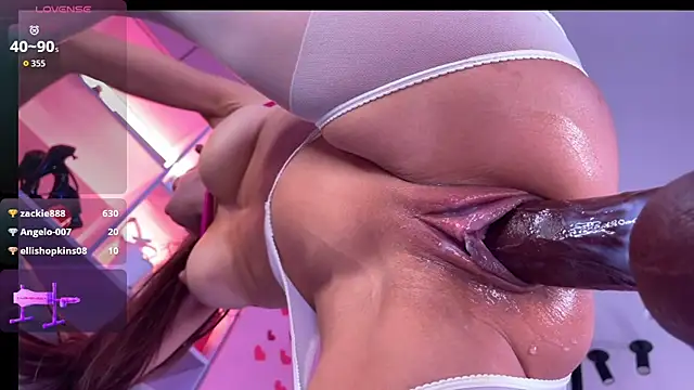 Snapshot of Crystallana chatting on November 19, 8:25 am Crystallana online show from November 19, 8:25 am