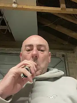 Richmcgee online show from February 25, 8:29 pm