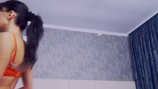 GraceRous online show from November 12, 6:14 am