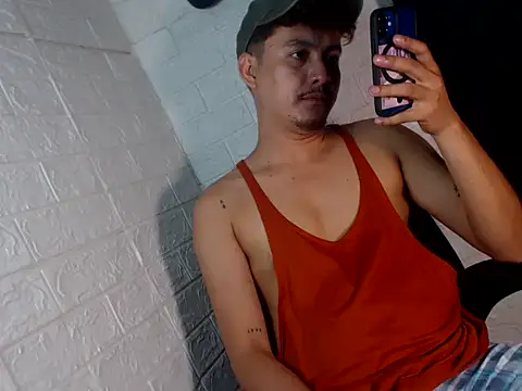 Snapshot of Tempting_jon chatting on February 27, 7:08 am Tempting jon online show from February 27, 7:08 am