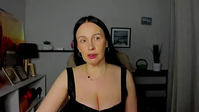 Snapshot of Velvet_Jasmine chatting on October 24, 5:26 am Velvet Jasmine online show from October 24, 5:26 am