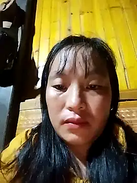 miss-su online show from October 18, 5:57 pm