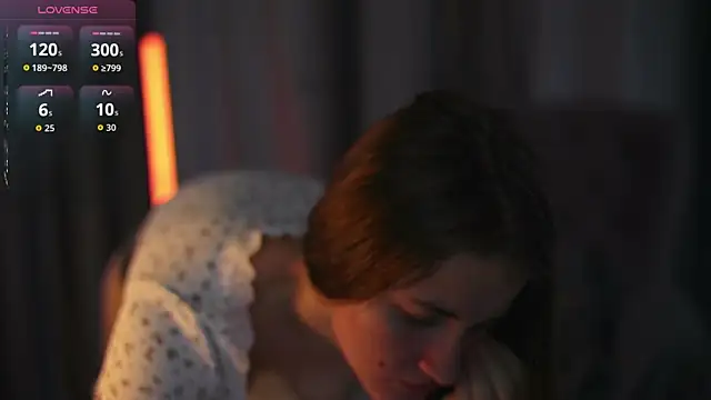 Snapshot of Liltightbabe chatting on November 19, 6:24 am Liltightbabe online show from November 19, 6:24 am