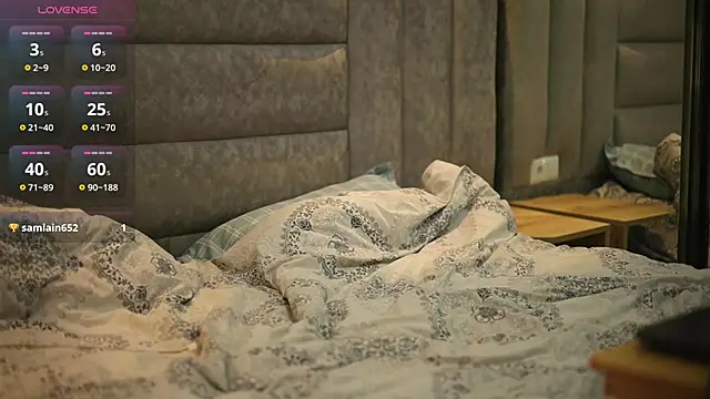 Snapshot of Liltightbabe chatting on December 2, 3:40 pm Liltightbabe online show from December 2, 3:40 pm