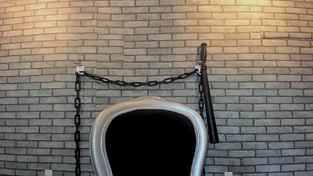 Snapshot of Briana_24 chatting on December 5, 3:09 pm Briana 24 online show from December 5, 3:09 pm