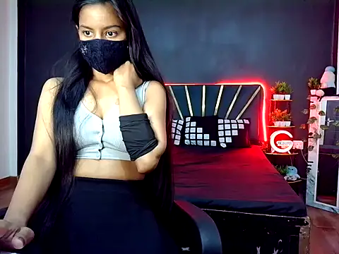 Snapshot of fairy_princess chatting on April 15, 3:41 pm fairy princess online show from April 15, 3:41 pm