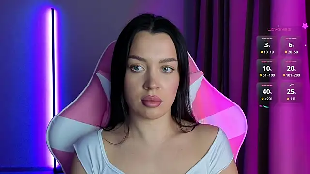 Snapshot of AmeliaSonk231 chatting on October 21, 6:52 pm AmeliaSonk231 online show from October 21, 6:52 pm
