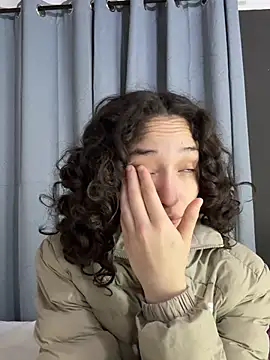 TeensNews18 online show from February 3, 11:04 am