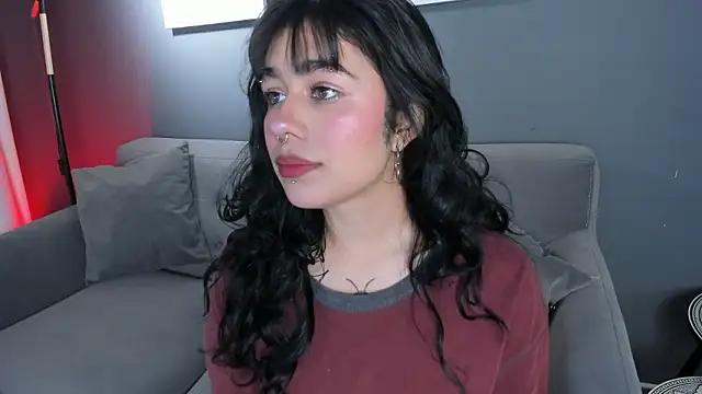 flower smith  online show from February 5, 11:37 am