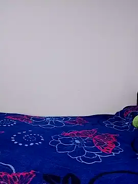 Banouti 23 online show from November 18, 12:31 pm