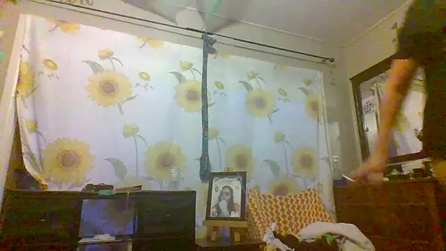 Bored Grandma online show from September 18, 12:07 pm