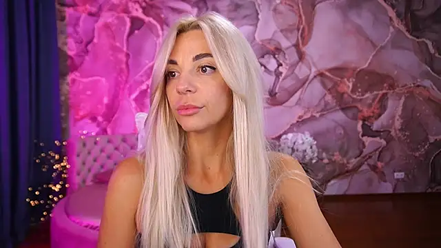 BellaRayyy online show from October 20, 2:23 am