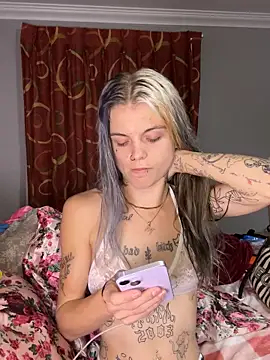 ittybittymeryssa online show from February 28, 4:46 am