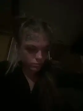 ittybittymeryssa online show from May 5, 3:47 am