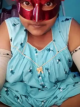 mimi87hoty online show from December 20, 2:35 pm