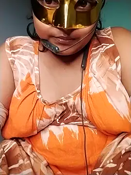 mimi87hoty online show from June 18, 4:44 pm