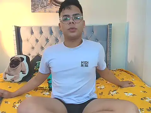 Snapshot of stewart_mateo_ chatting on November 28, 2:14 am stewart mateo online show from November 28, 2:14 am