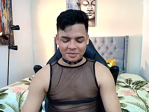 Snapshot of stewart_mateo_ chatting on December 14, 2:17 am stewart mateo online show from December 14, 2:17 am