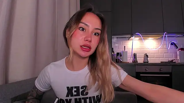 Snapshot of baobei03 chatting on November 13, 10:25 am baobei03 online show from November 13, 10:25 am