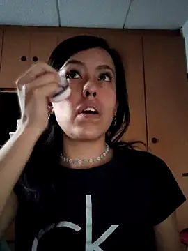 Snapshot of Queen_Ashly chatting on September 10, 10:43 pm Queen Ashly online show from September 10, 10:43 pm