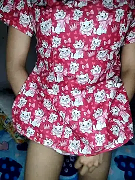 Snapshot of Queen_Ashly chatting on December 5, 2:20 am Queen Ashly online show from December 5, 2:20 am