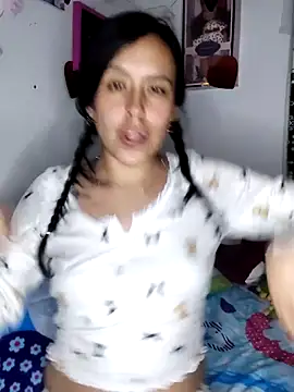 Queen Ashly online show from June 5, 2:29 am