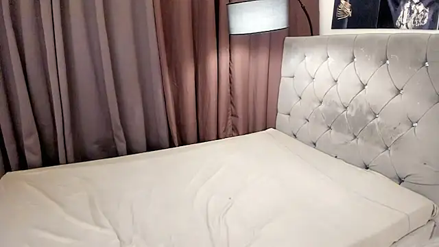 Snapshot of urfantasyhotbaby chatting on November 30, 5:06 pm urfantasyhotbaby online show from November 30, 5:06 pm