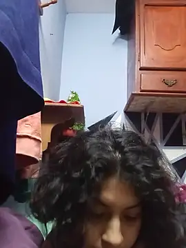 Snapshot of Syndel23 chatting on September 11, 3:17 am Syndel23 online show from September 11, 3:17 am