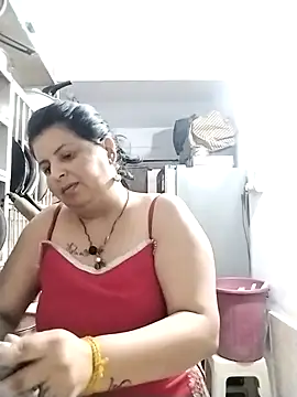 Snapshot of Jann_Riya333 chatting on December 1, 3:39 pm Jann Riya333 online show from December 1, 3:39 pm