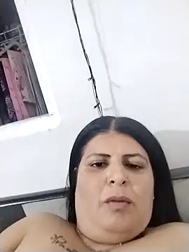 Snapshot of Jann_Riya333 chatting on December 18, 3:18 pm Jann Riya333 online show from December 18, 3:18 pm