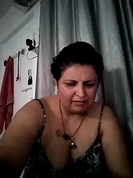 Snapshot of Jann_Riya333 chatting on May 9, 4:39 am Jann Riya333 online show from May 9, 4:39 am