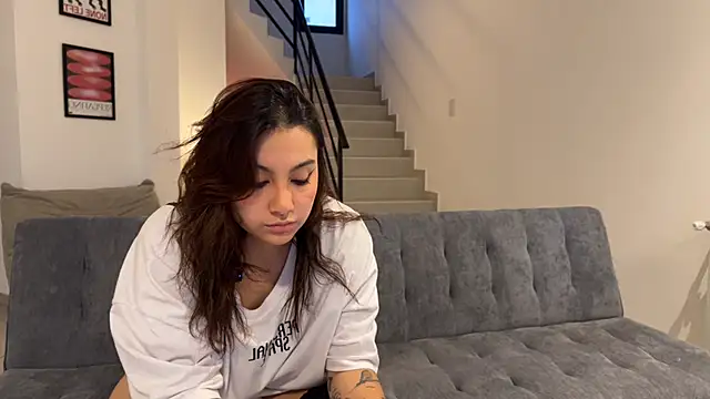 annaxxxb online show from June 5, 8:58 pm