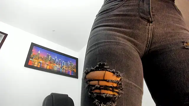 Snapshot of Ms_lunaRose chatting on November 30, 10:36 pm Ms lunaRose online show from November 30, 10:36 pm