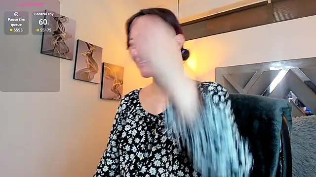 Snapshot of Candy_Hott7 chatting on October 9, 8:40 pm Candy Hott7 online show from October 9, 8:40 pm