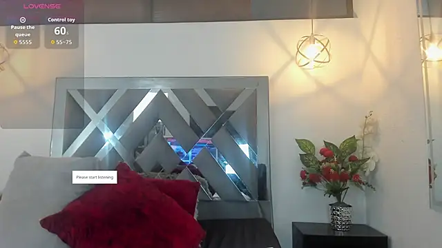 Snapshot of Candy_Hott7 chatting on November 15, 8:49 pm Candy Hott7 online show from November 15, 8:49 pm