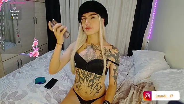 Dark luckyyy online show from March 9, 9:08 pm