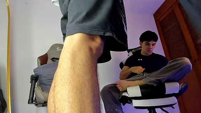 sotooliver3 online show from March 12, 8:59 pm