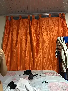 Nezuko-uWux online show from October 31, 10:55 pm