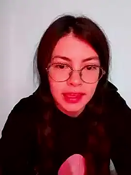 Snapshot of Kylie_Rivers chatting on October 1, 11:16 am Kylie Rivers online show from October 1, 11:16 am