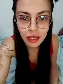 Snapshot of Kylie_Rivers chatting on October 2, 3:30 pm Kylie Rivers online show from October 2, 3:30 pm