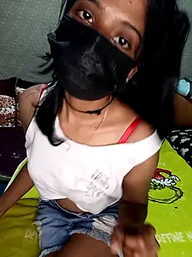 Snapshot of emali_baba chatting on December 5, 5:20 pm emali baba online show from December 5, 5:20 pm