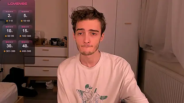 Snapshot of spider____man chatting on November 25, 4:51 pm spider man online show from November 25, 4:51 pm