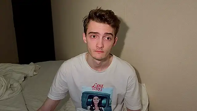 Snapshot of spider____man chatting on June 26, 4:33 pm spider man online show from June 26, 4:33 pm