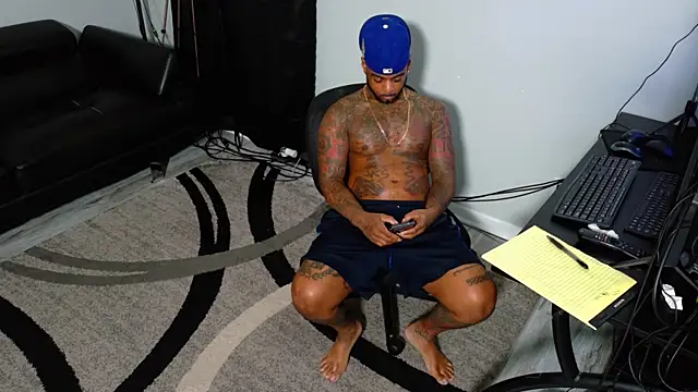 SLANGONDEMHOES online show from November 24, 6:07 pm