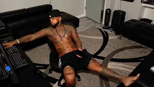 SLANGONDEMHOES online show from February 10, 7:45 am