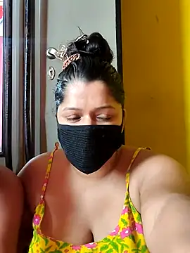 Snapshot of Hottie_couple69 chatting on October 15, 7:52 am Hottie couple69 online show from October 15, 7:52 am