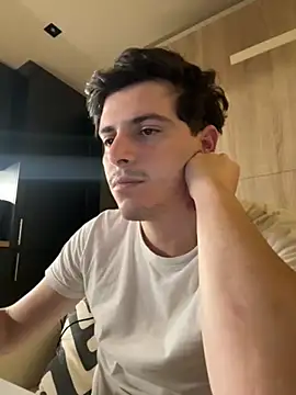 Snapshot of dock_75 chatting on October 19, 3:34 pm dock 75 online show from October 19, 3:34 pm