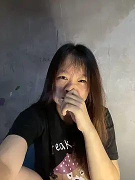 Hinne07 online show from November 14, 1:48 am