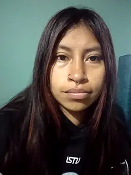 Snapshot of Pocahontas_tw chatting on October 3, 12:35 pm Pocahontas tw online show from October 3, 12:35 pm